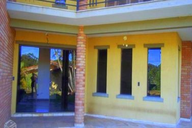 Casa &agrave; venda - 1667m&sup2; - Parque Arco Iris