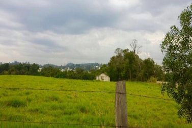 Terreno &agrave; venda - 37000m&sup2; - Rio Abaixo