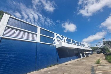 Sal&atilde;o Comercial para alugar - 2500m&sup2; - Jardim S&atilde;o Louren&ccedil;o
