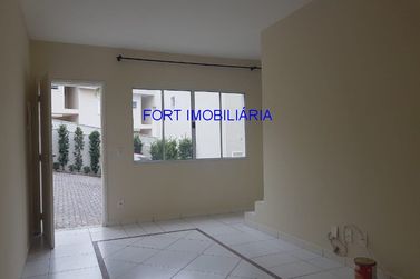Casa &agrave; venda - 80m&sup2; - Residencial Guaruj&aacute;