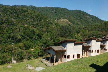 S&iacute;tio &agrave; venda - 348928m&sup2; - Itapetinga