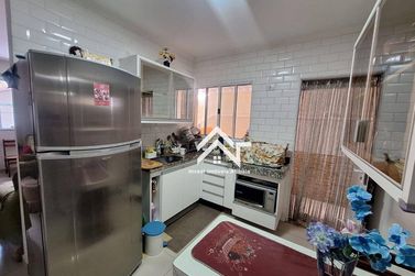 Casa &agrave; venda - 73m&sup2; - Jardim Jaragu&aacute;