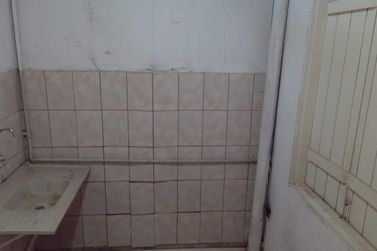 Sal&atilde;o Comercial para alugar - 50m&sup2; - CENTRO