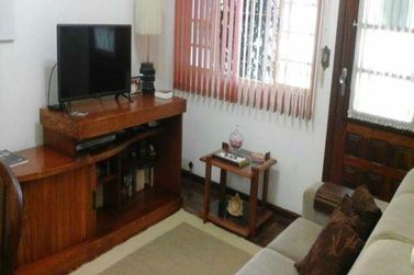 Casa &agrave; venda - 250m&sup2; - Alvin&oacute;polis