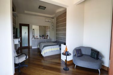 Casa &agrave; venda - 660m&sup2; - Condominio Parque das Gar&ccedil;as