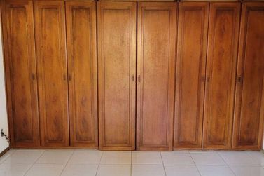 Casa &agrave; venda - 280m&sup2; - Tr&ecirc;s Pistas