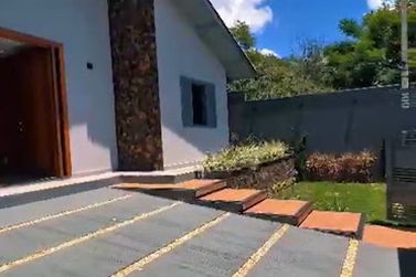 Casa &agrave; venda - 187m&sup2; - Loteamento Parque Residencial Serras de Atibaia II