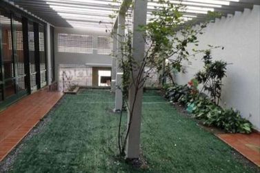 Casa &agrave; venda - 272m&sup2; - Centro