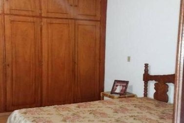 Casa &agrave; venda - 300m&sup2; - ALVIN&Oacute;POLIS