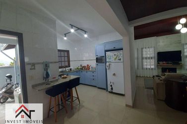 Casa para alugar - 211m&sup2; - Jardim do Lago