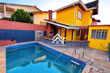 Casa para alugar - 115m&sup2; - Jardim Jaragu&aacute;