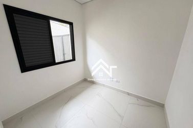 Casa &agrave; venda - 230m&sup2; - Condom&iacute;nio Residencial Shamballa III