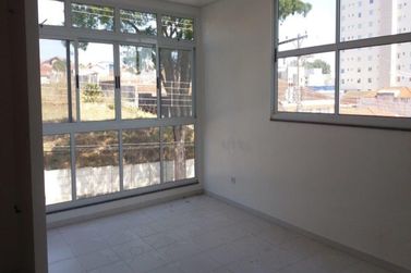 Sal&atilde;o Comercial para alugar - 688m&sup2; - Centro