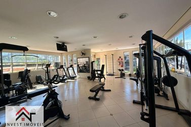 Casa &agrave; venda - 246m&sup2; - Condominio Alto da Floresta