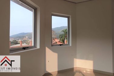 Casa &agrave; venda - 330m&sup2; - Condom&iacute;nio &Aacute;gua Verde