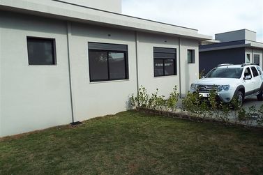Casa &agrave; venda - 98m&sup2; - NOVA GARD&Ecirc;NIA