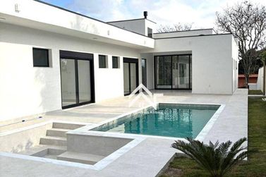 Casa &agrave; venda - 240m&sup2; - Retiro Recanto Tranquilo