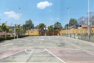 Ch&aacute;cara &agrave; venda - 650m&sup2; - Jardim Maracan&atilde;