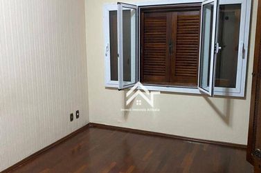 Casa para alugar - 371m&sup2; - Vila Loanda