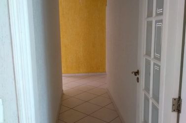 Casa &agrave; venda - 350m&sup2; - JD DO LAGO