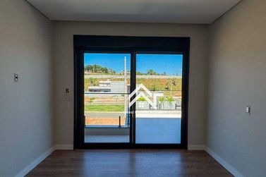 Casa &agrave; venda - 236m&sup2; - Condom&iacute;nio Vista da Serra
