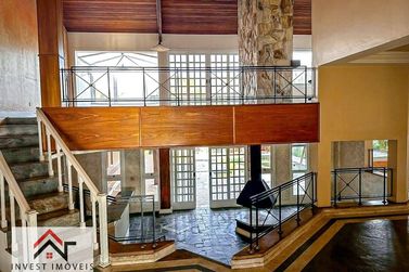 Casa &agrave; venda - 900m&sup2; - Vila Petr&oacute;polis