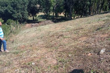 Terreno &agrave; venda - 2995m&sup2; - proximo de referencia lago azul