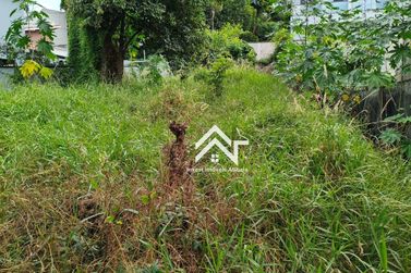 Terreno &agrave; venda - 320m&sup2; - Jardim Maristela