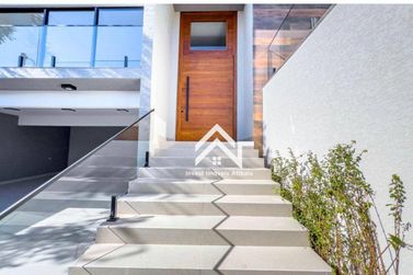 Casa &agrave; venda - 250m&sup2; - Jardim Paulista