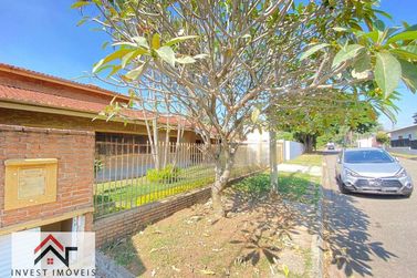 Casa para alugar - 700m&sup2; - Vila Petr&oacute;polis