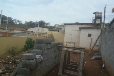 Terreno &agrave; venda - 298m&sup2; - JARDIM IMPERIAL