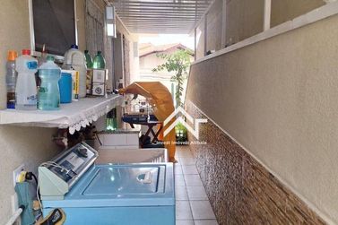Casa &agrave; venda - 73m&sup2; - Jardim Jaragu&aacute;