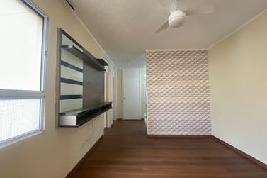 Apartamento &agrave; venda - 52m&sup2; - Caetetuba