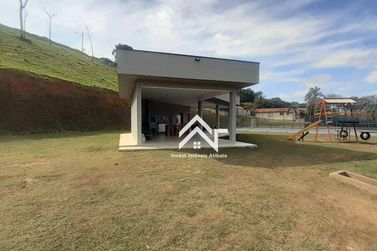 Casa &agrave; venda - 200m&sup2; - Condom&iacute;nio Alto da Floresta
