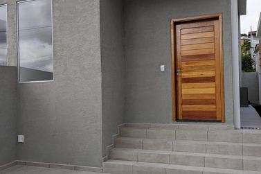 Casa &agrave; venda - 130m&sup2; - JARDIM MARISTELA