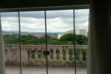 Casa &agrave; venda - 590m&sup2; - Campos de Atibaia