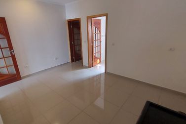 Apartamento para alugar - 80m&sup2; - ALVIN&Oacute;POLIS