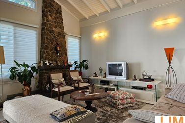 Casa &agrave; venda - 351m&sup2; - Vila Giglio