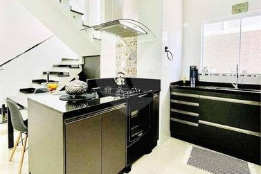 Casa &agrave; venda - 150m&sup2; - Jardim Jaragu&aacute;