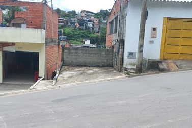 Casa &agrave; venda - 125m&sup2; - CAPOAVINHA