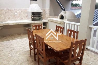 Sobrado para alugar - 338m&sup2; - Jardim dos Pinheiros