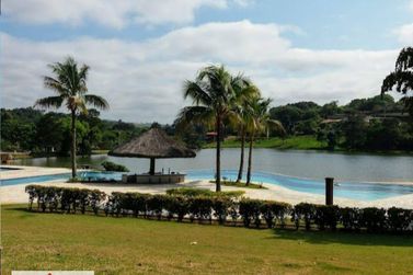 Terreno &agrave; venda - 806m&sup2; - Boa Vista