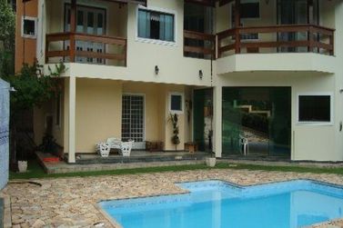 Casa &agrave; venda - 400m&sup2; - Condominio Flamboyant