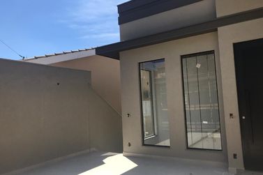 Casa &agrave; venda - 150m&sup2; - JARDIM MARISTELA