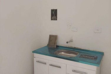 Sal&atilde;o Comercial para alugar - 66m&sup2; - Estancia Lynce