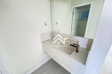 Casa &agrave; venda - 290m&sup2; - Jardim do Lago