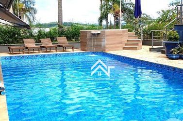 Casa &agrave; venda - 450m&sup2; - Condom&iacute;nio Shambala III