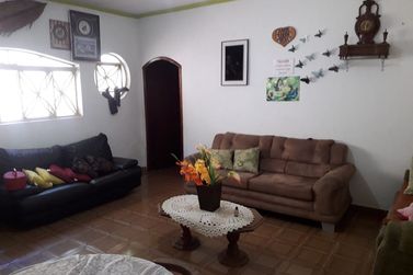 Ch&aacute;cara &agrave; venda - 6000m&sup2; - atibaia