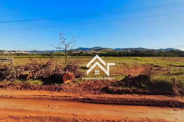 Terreno &agrave; venda - 879m&sup2; - Jardim Colina do Sol