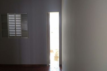 Casa &agrave; venda - 280m&sup2; - Jardim Alvin&oacute;polis